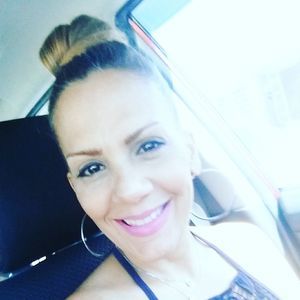 Meet your Posher, Idalie